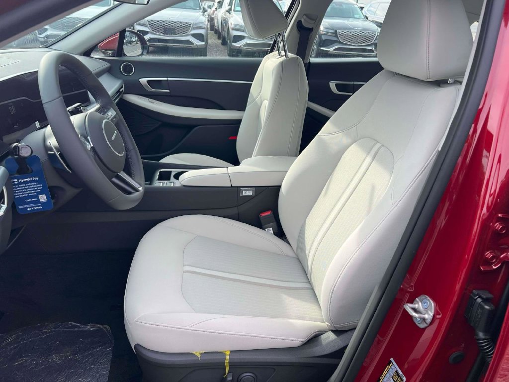 New 2026 Hyundai Sonata SEL FWD image 15