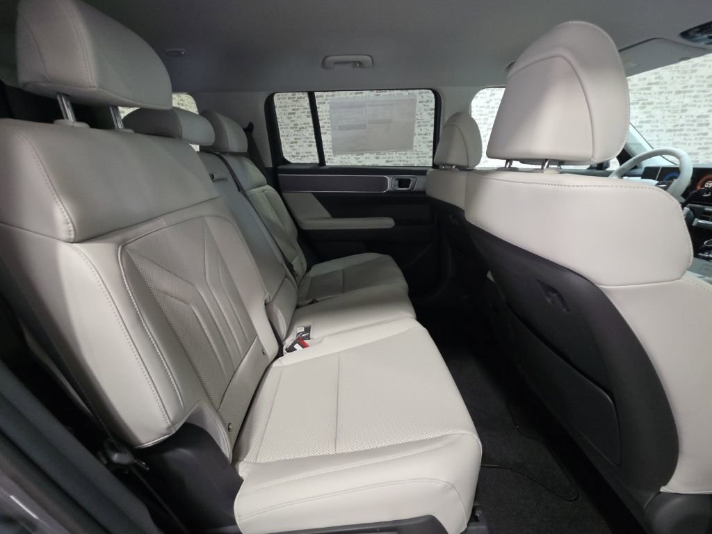 New 2026 Hyundai Santa Fe SEL image 11