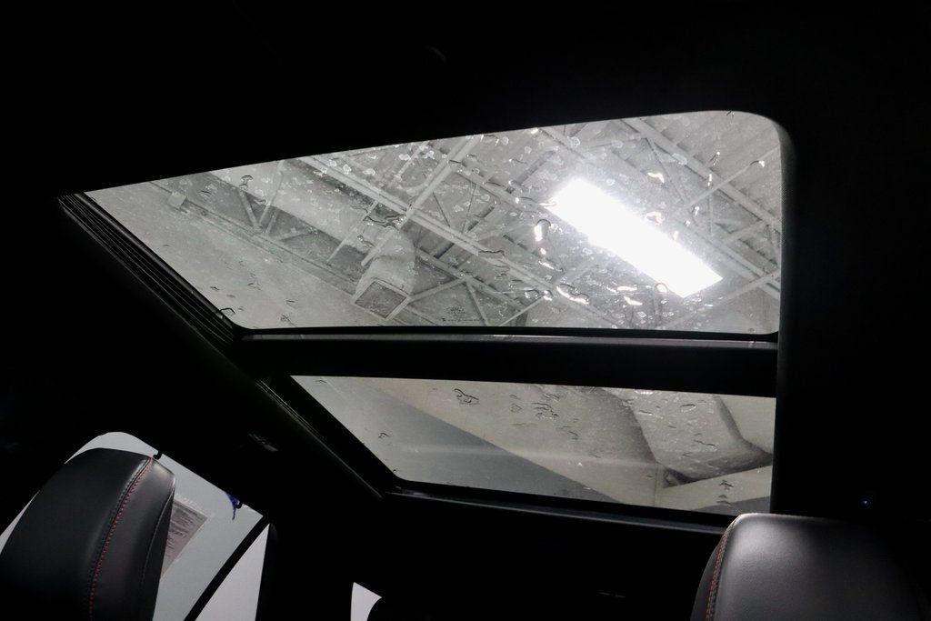 Certified 2025 Ford Explorer ST image 24