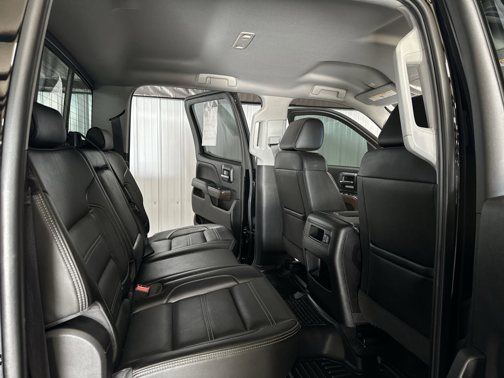 Used 2017 GMC Sierra 2500 Denali w/ Duramax Plus Package image 10