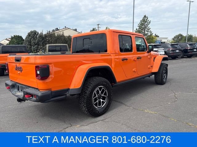 Used 2025 Jeep Gladiator Rubicon AWD/4WD image 8