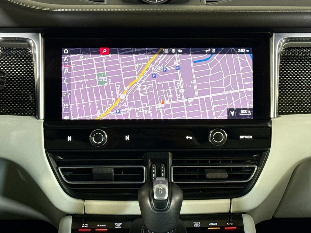 Certified 2024 Porsche Macan GTS AWD/4WD image 15