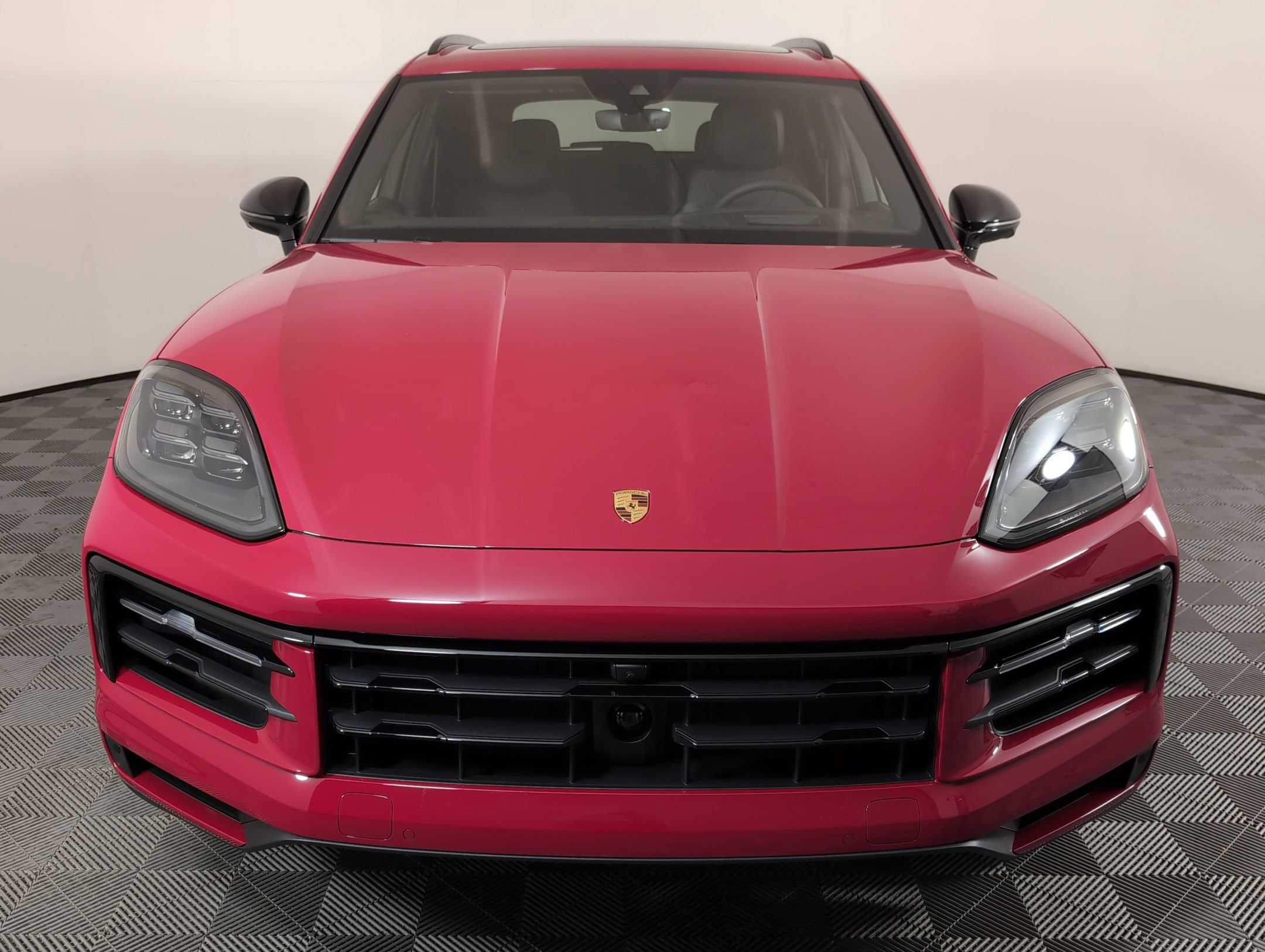 Certified 2025 Porsche Cayenne AWD/4WD image 11