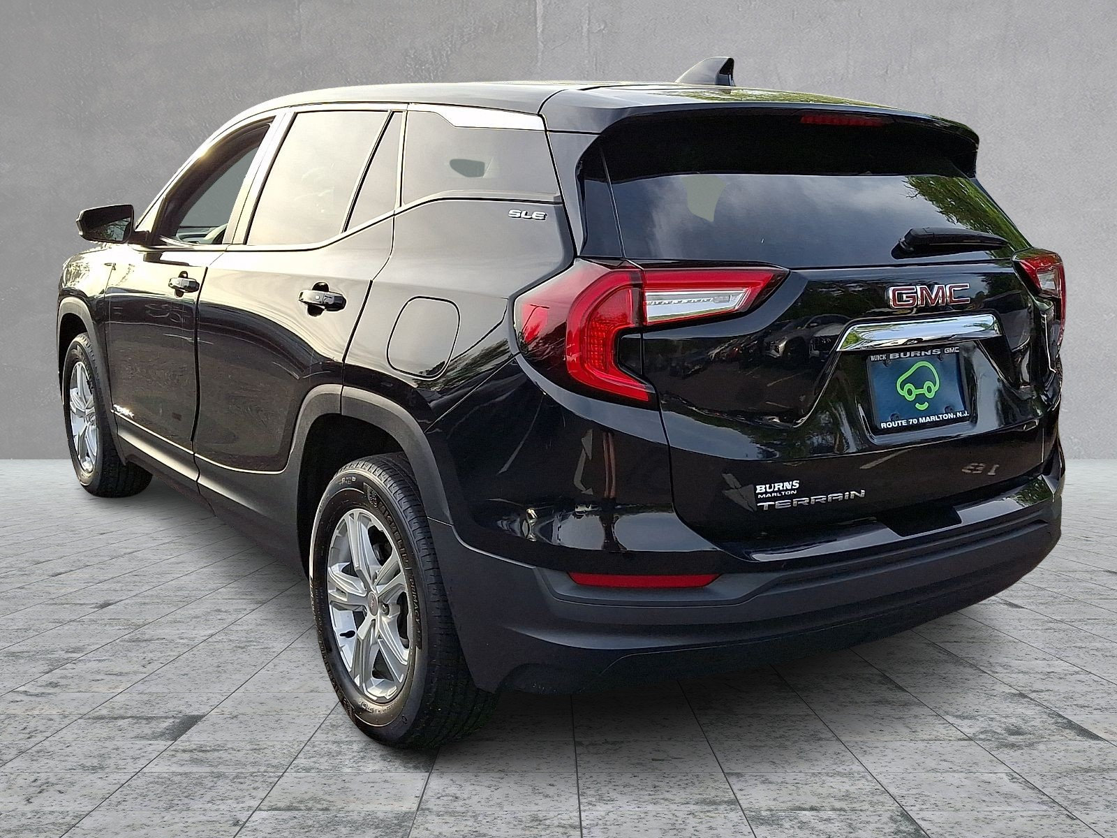 Certified 2024 GMC Terrain SLE FWD image 7