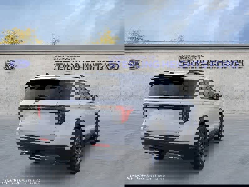 New 2026 Ford Explorer Active w/ Active Comfort Package image 8