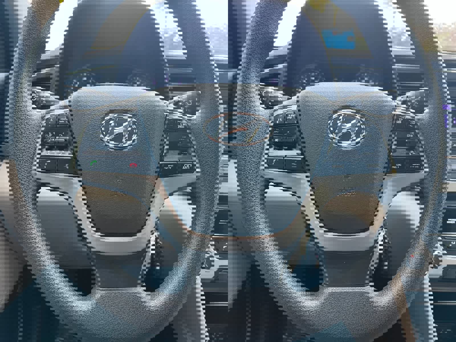 Used 2018 Hyundai Elantra SE image 21