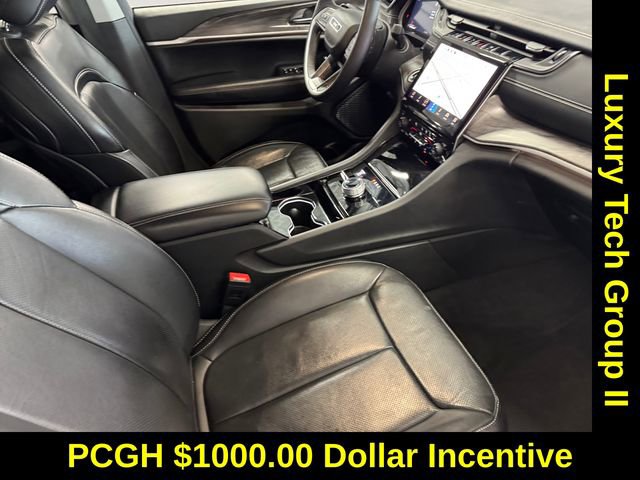 Used 2023 Jeep Grand Cherokee L Limited w/ Luxury Tech Group II image 4