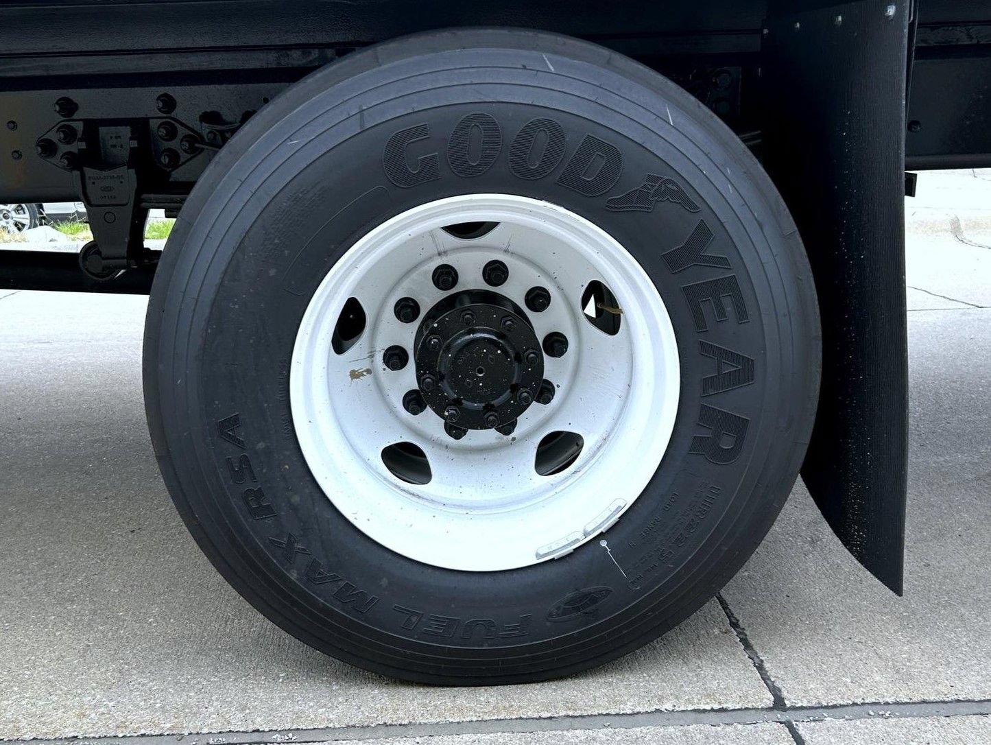 New 2027 Ford F750 2WD Regular Cab Super Duty image 17