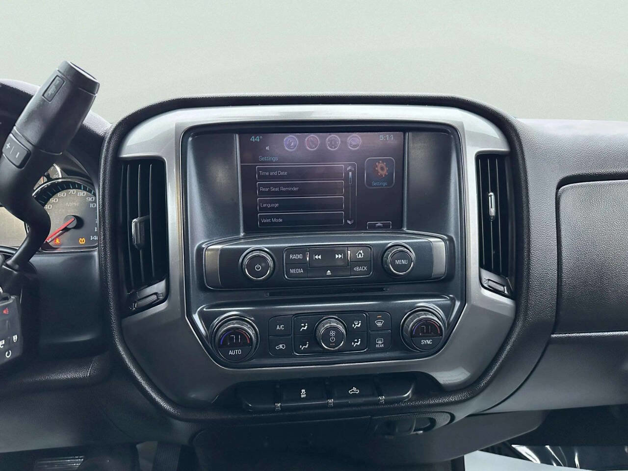 Used 2017 Chevrolet Silverado 1500 LT w/ All Star Edition AWD/4WD image 27