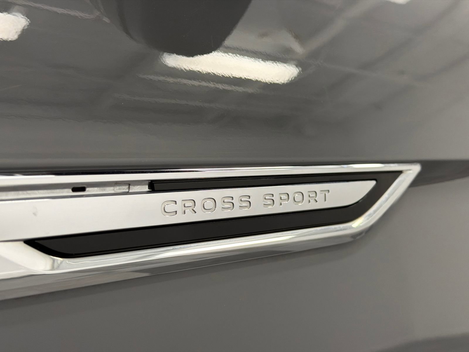 Used 2021 Volkswagen Atlas Cross Sport SEL image 15