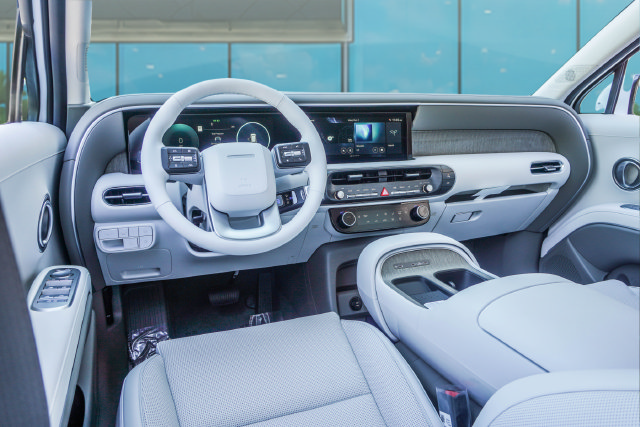 New 2026 Hyundai Palisade FWD Hybrid image 30