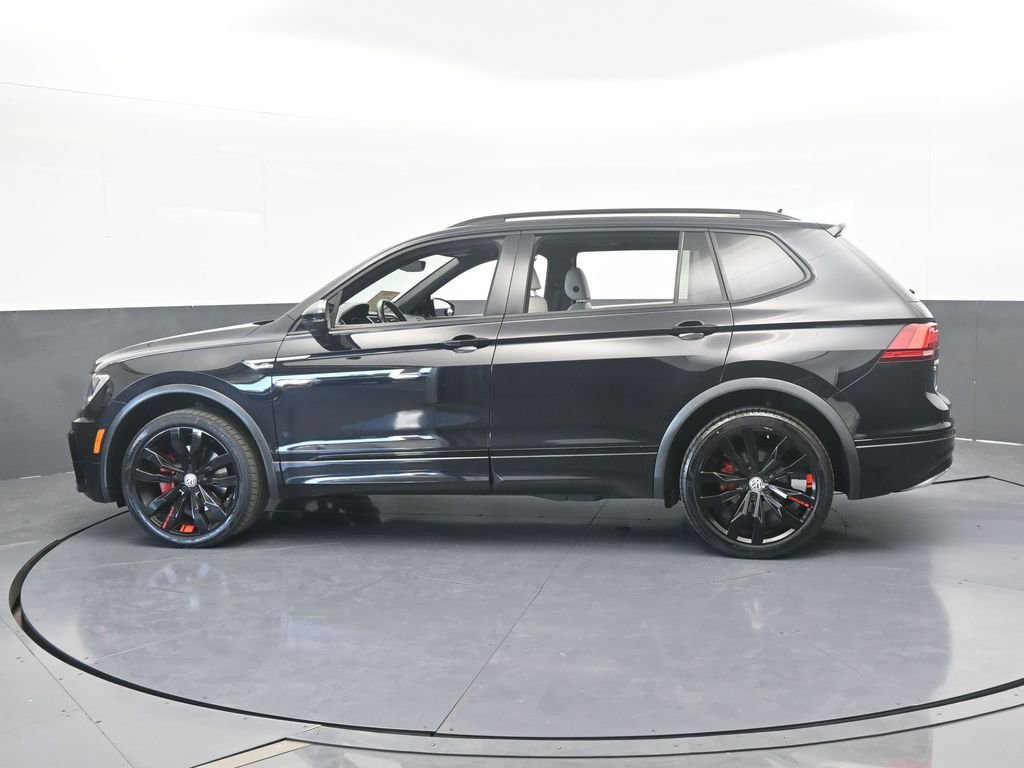 Used 2020 Volkswagen Tiguan SE R-Line image 3