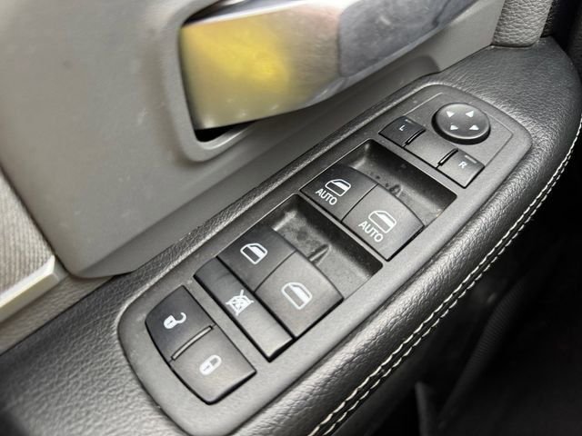 Used 2022 RAM 3500 Big Horn image 4