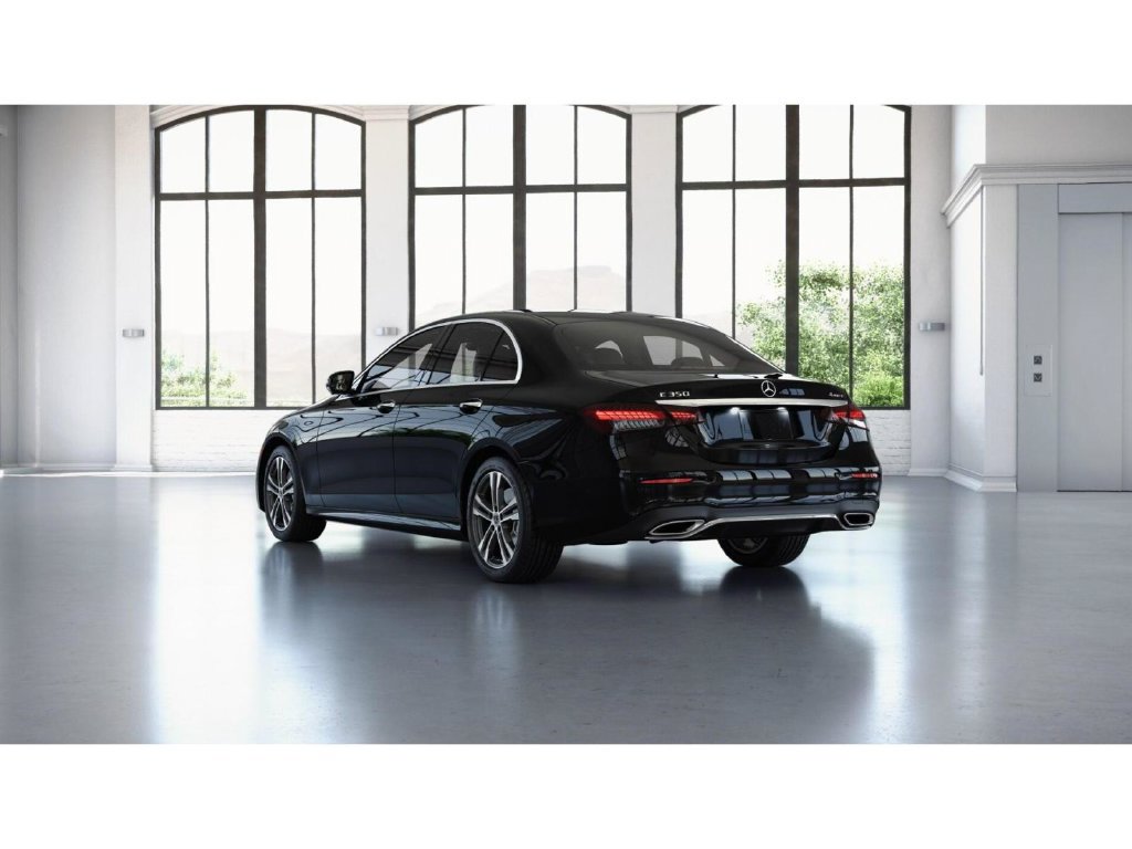 Used 2023 Mercedes-Benz E 350 4MATIC Sedan image 29