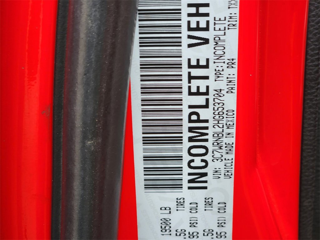 Used 2017 RAM 5500 Tradesman w/ Power & Remote Entry Group image 5