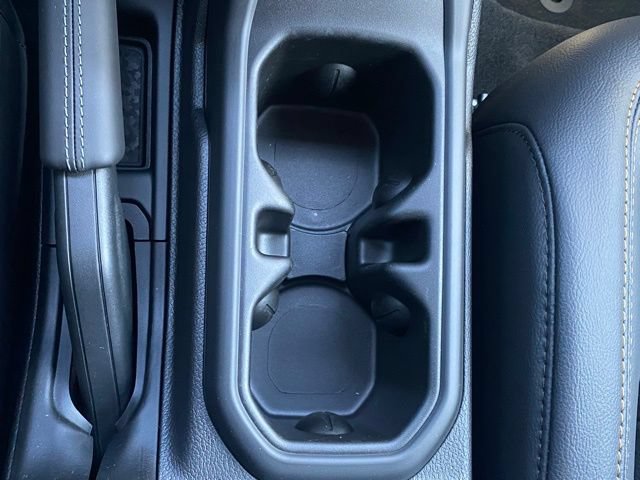 New 2025 Jeep Wrangler Unlimited Sahara AWD/4WD image 26