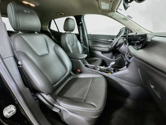 Used 2024 Buick Encore GX Sport Touring AWD/4WD image 26