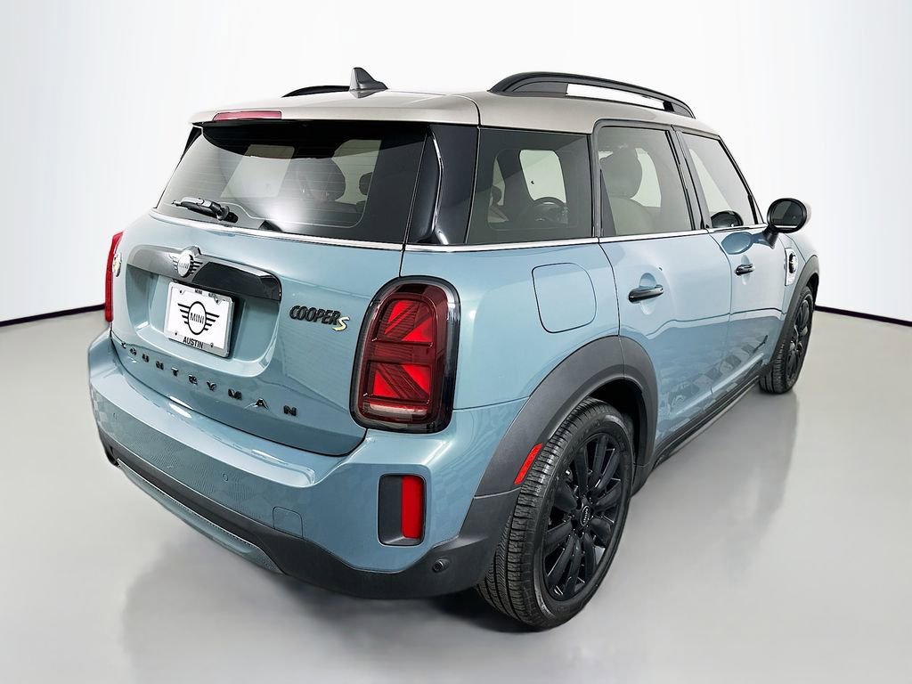 Used 2023 MINI Cooper Countryman SE w/ Storage Package image 5