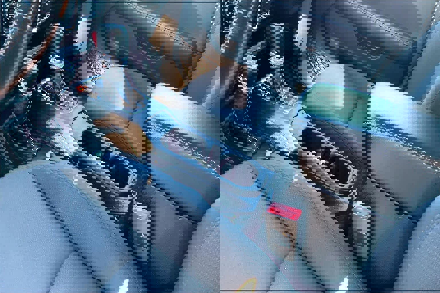 Used 2018 Jeep Wrangler Unlimited Sahara w/ Dual Top Group image 14