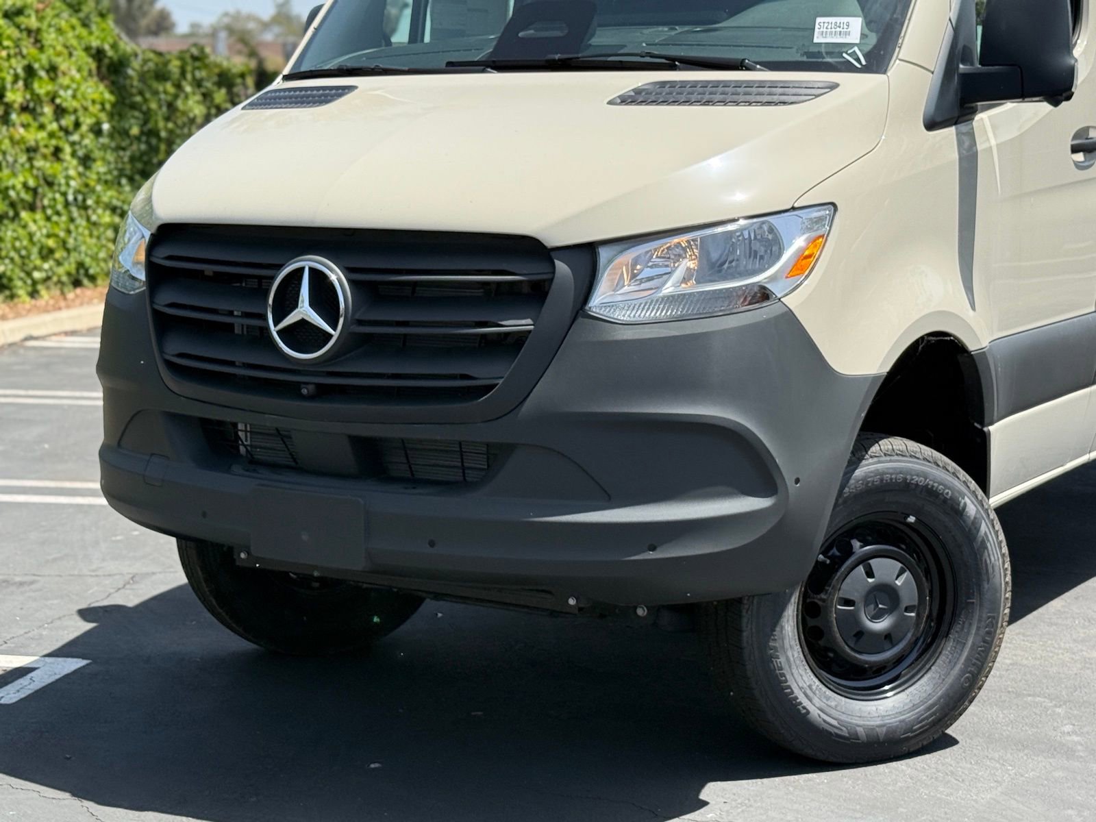 New 2025 Mercedes-Benz Sprinter 2500 image 3