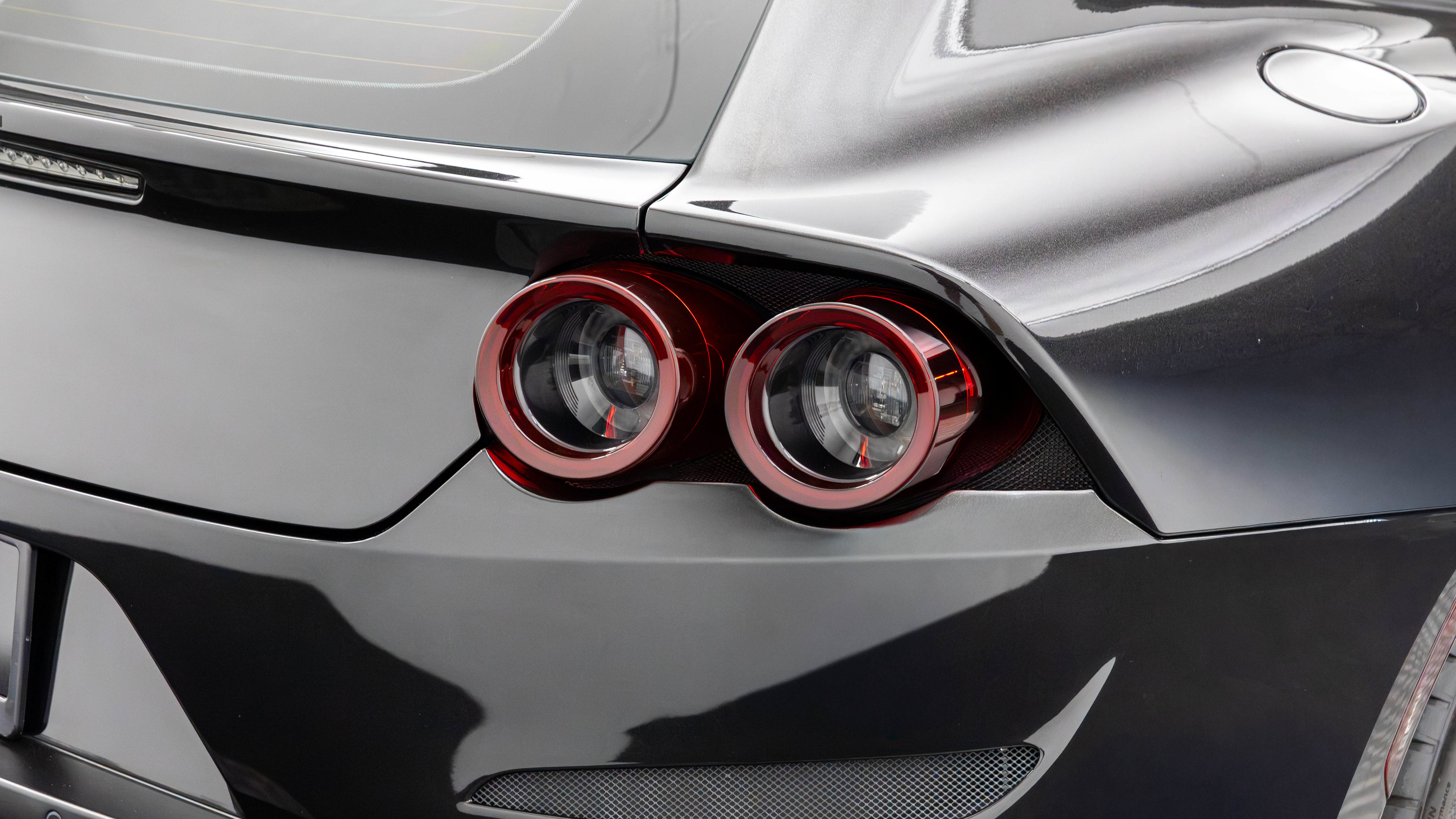 Used 2020 Ferrari GTC4Lusso T RWD image 22