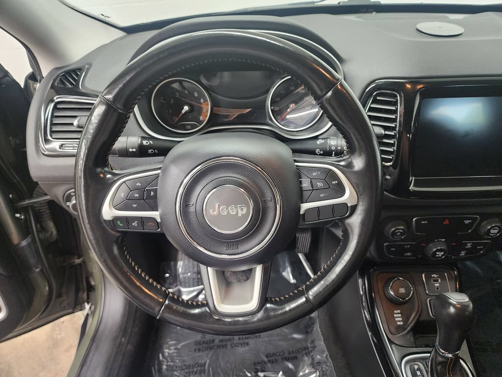 Used 2019 Jeep Compass Limited AWD/4WD image 14