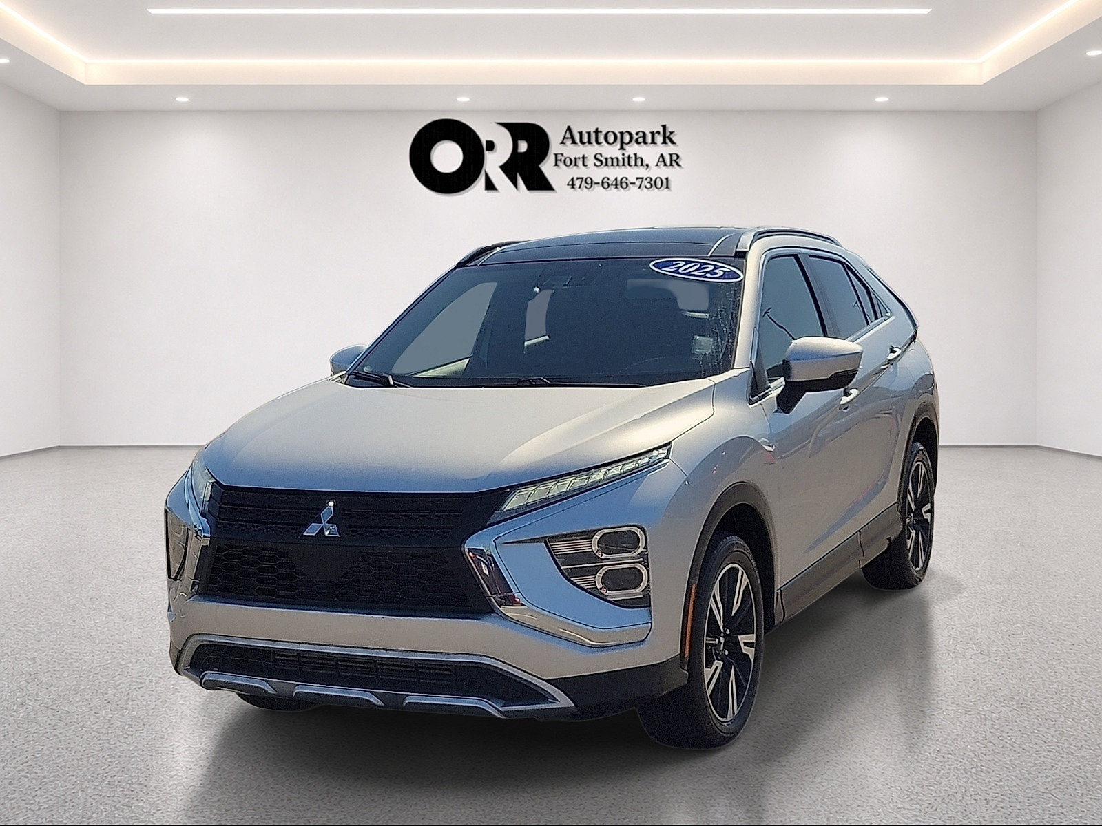 Used 2025 Mitsubishi Eclipse Cross SE AWD/4WD image 2