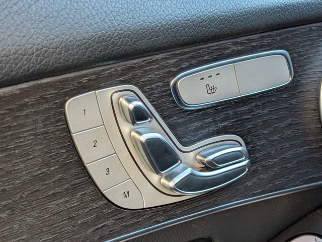 Used 2020 Mercedes-Benz GLC 300 GLC 300 image 16