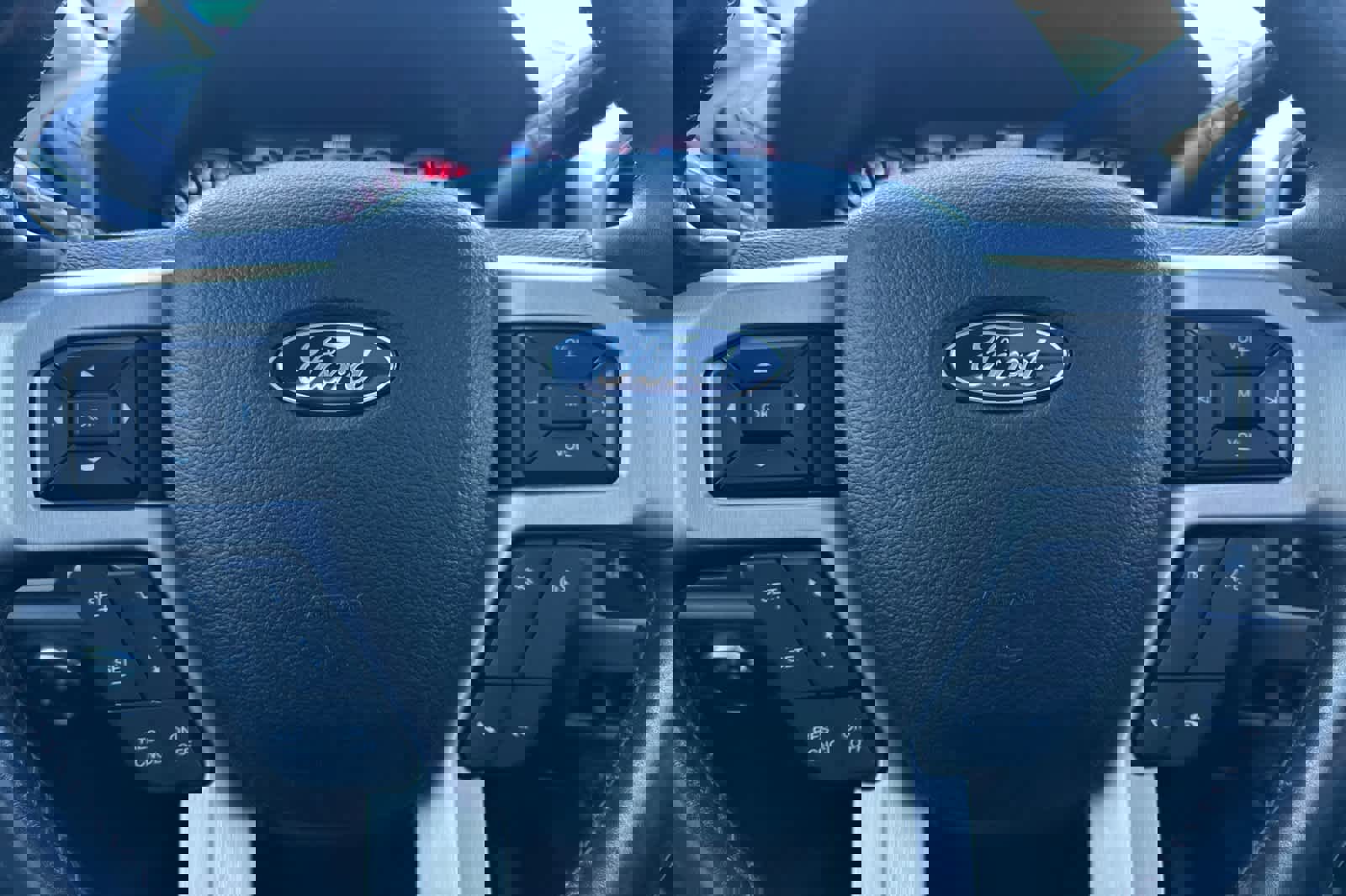 Certified 2020 Ford F250 Platinum w/ FX4 Off-Road Package image 23