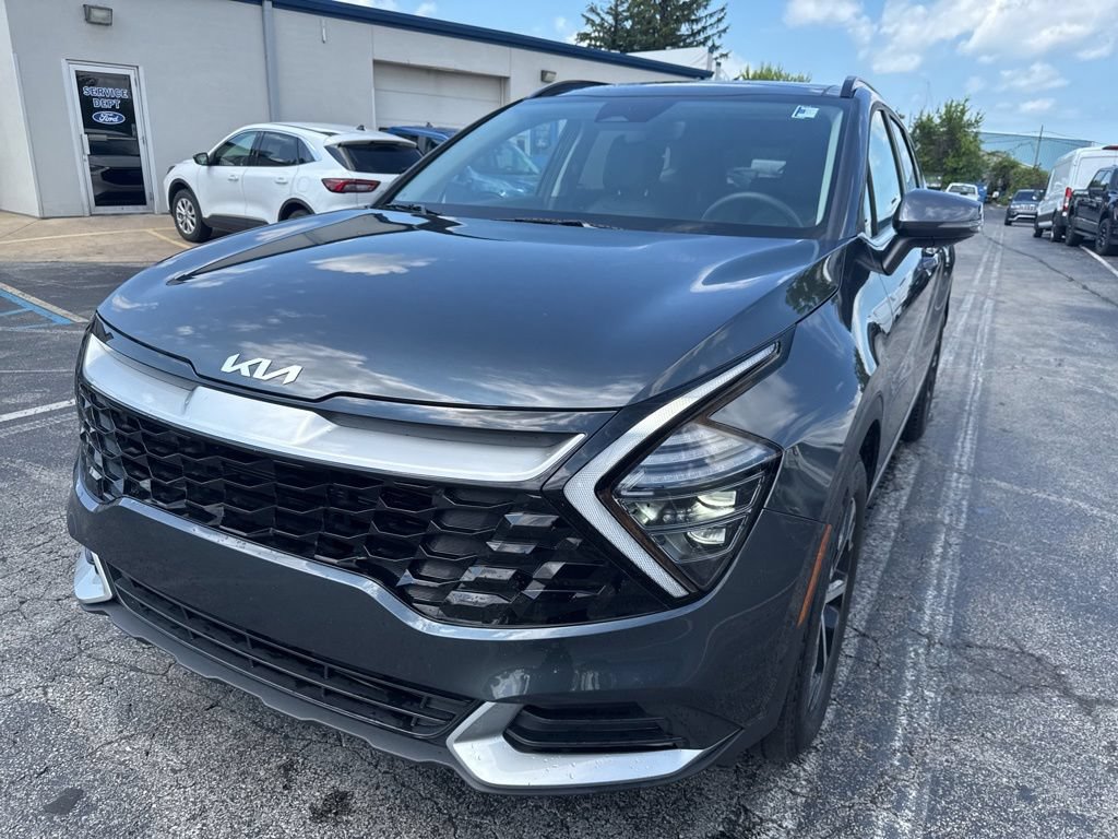Used 2025 Kia Sportage EX w/ Premium Package FWD image 50