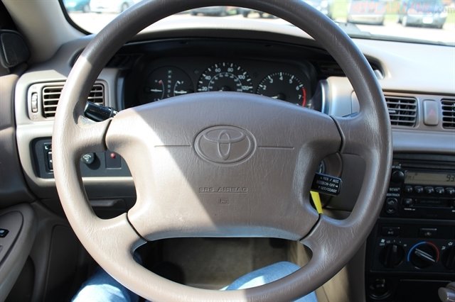 Used 2001 Toyota Camry CE FWD image 14