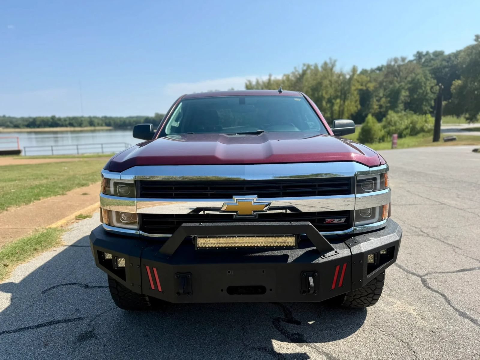 Used 2015 Chevrolet Silverado 2500 LT w/ Z71 Package, Off-Road AWD/4WD image 2
