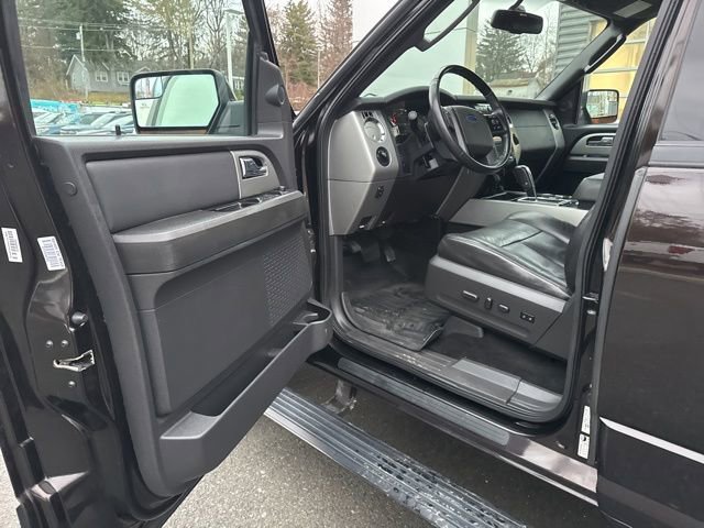 Used 2013 Ford Expedition Limited image 14