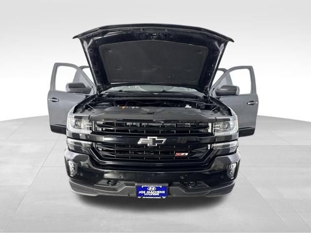 Used 2018 Chevrolet Silverado 1500 LTZ Z71 w/ Midnight Edition AWD/4WD image 13