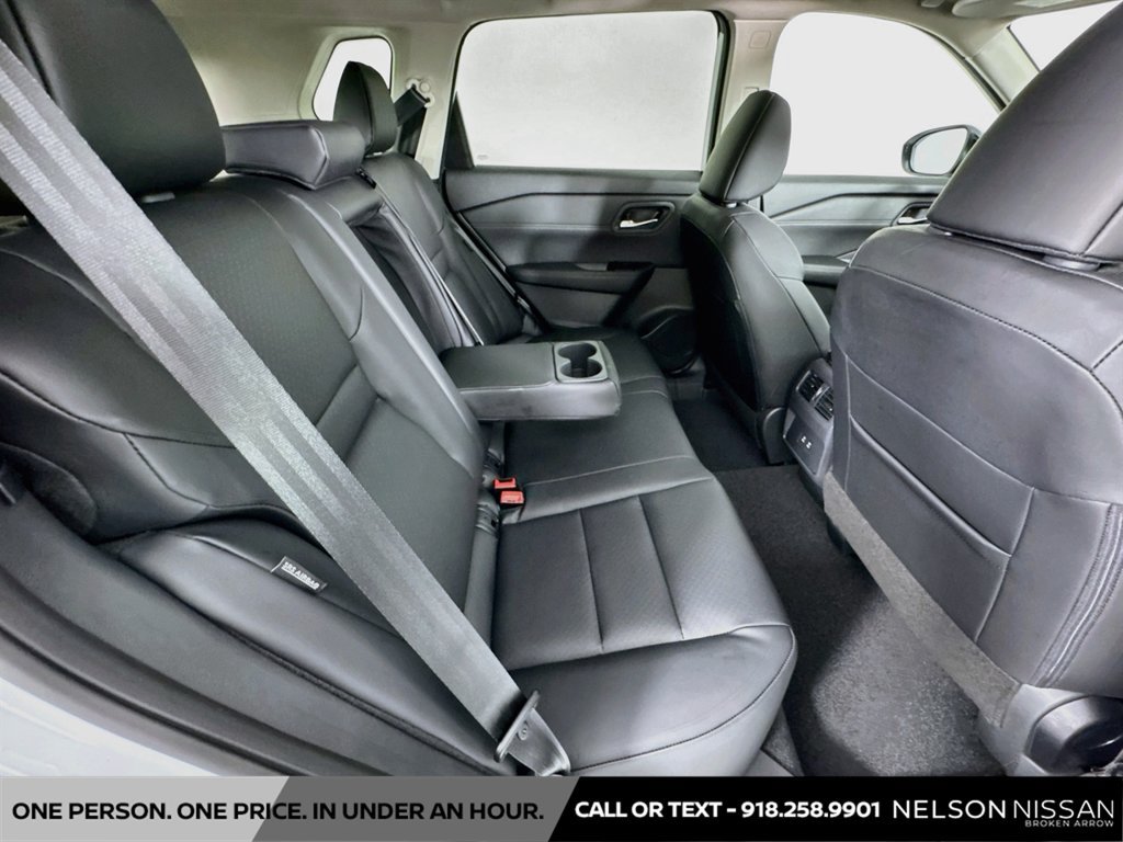 New 2026 Nissan Rogue Dark Armor FWD image 27
