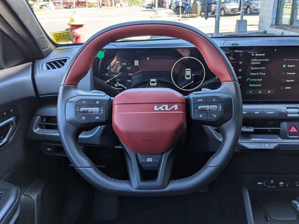 Used 2025 Kia K4 GT-Line w/ GT-Line Premium Package image 15