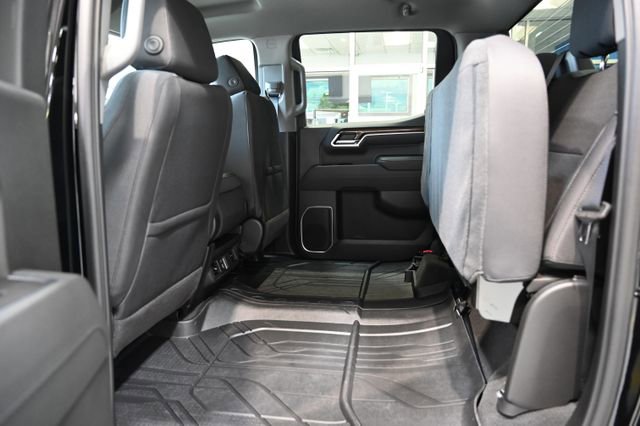 New 2026 Chevrolet Silverado 1500 RST w/ RST Select Package AWD/4WD image 13