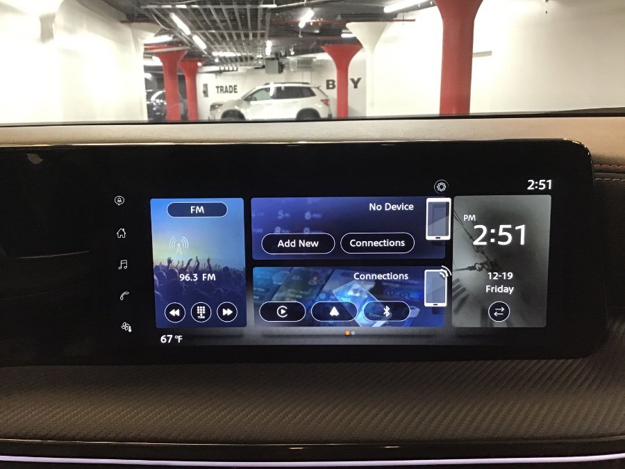 Used 2025 Nissan Kicks SR image 20