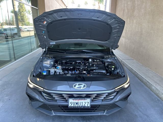 Certified 2026 Hyundai Elantra SE image 31