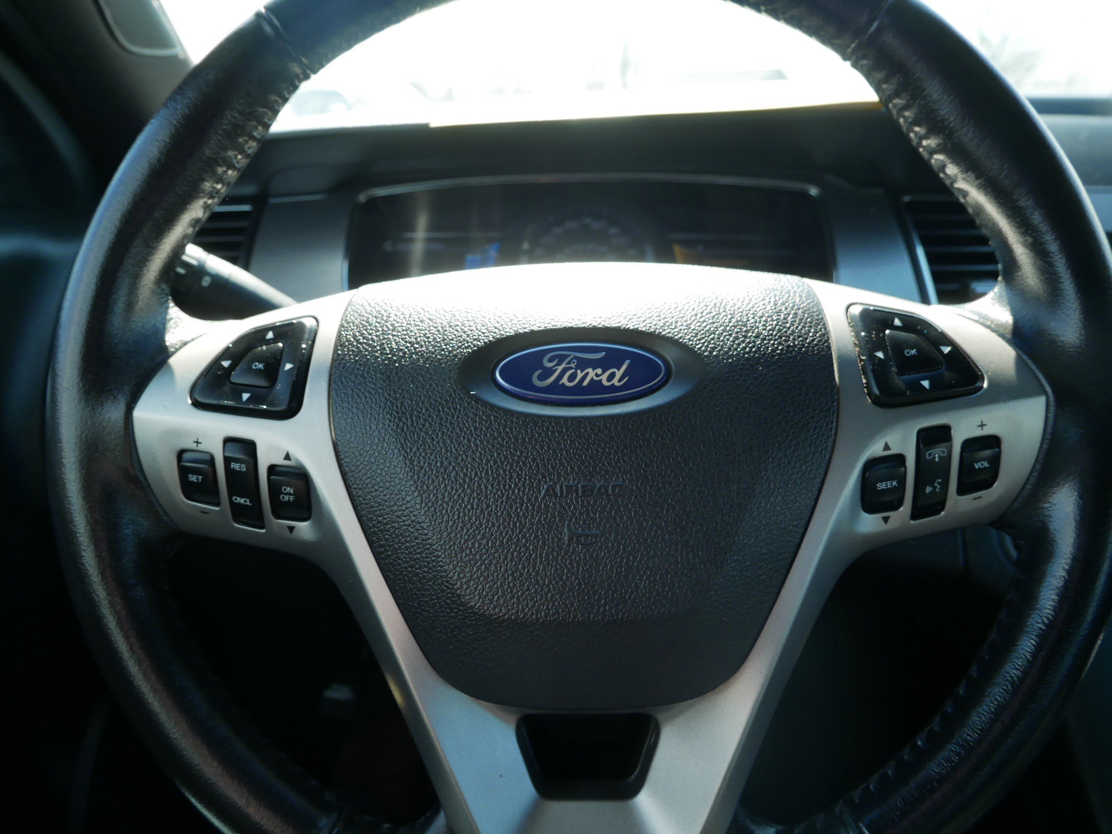 Used 2016 Ford Taurus SEL w/ Equipment Group 201A image 25