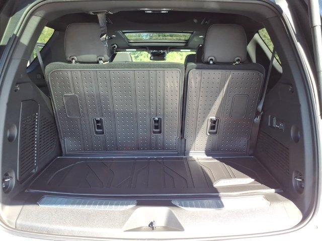 New 2027 Chevrolet Tahoe Premier w/ Sun And Tow Package AWD/4WD image 11