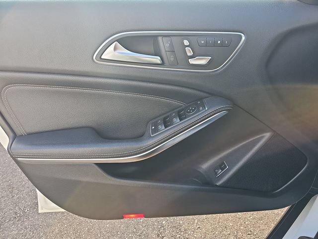 Used 2019 Mercedes-Benz GLA 250 4MATIC image 26