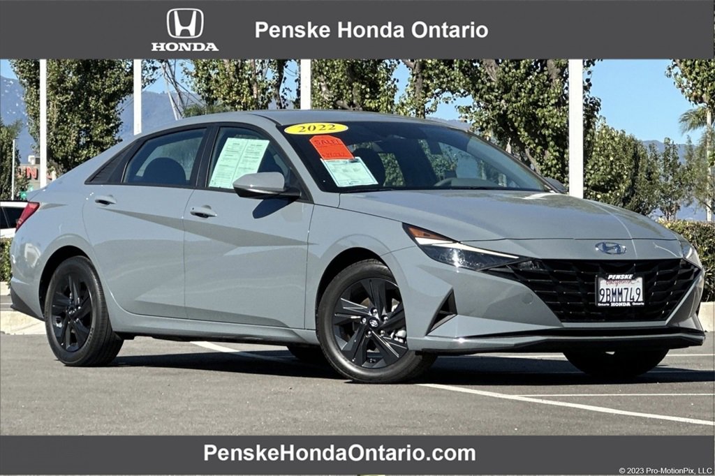 Used 2022 Hyundai Elantra Blue