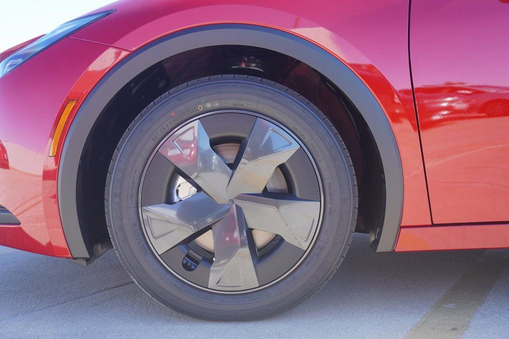 New 2026 Toyota Prius Plug-In Hybrid image 18