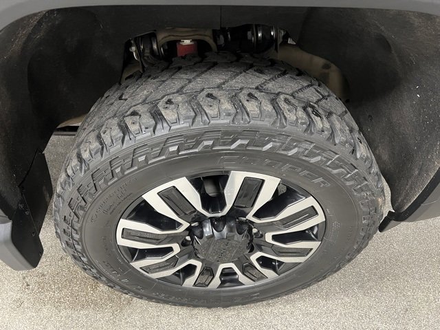 Used 2024 GMC Sierra 3500 Denali Ultimate image 18