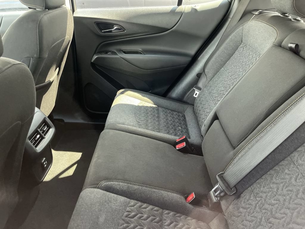 Used 2024 Chevrolet Equinox LT AWD/4WD image 4