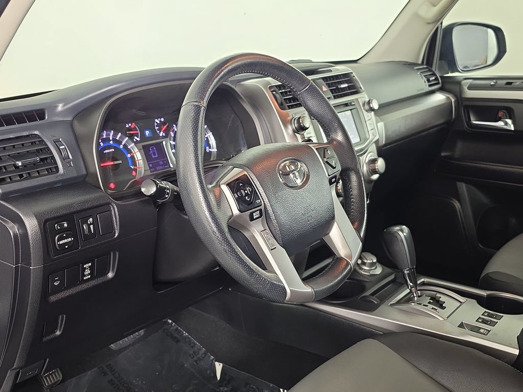 Used 2018 Toyota 4Runner SR5 Premium AWD/4WD image 7