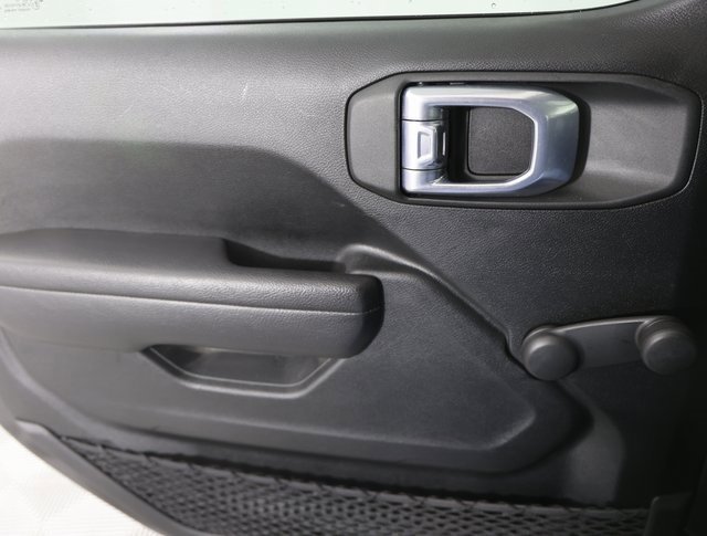 Used 2022 Jeep Wrangler Sport image 25