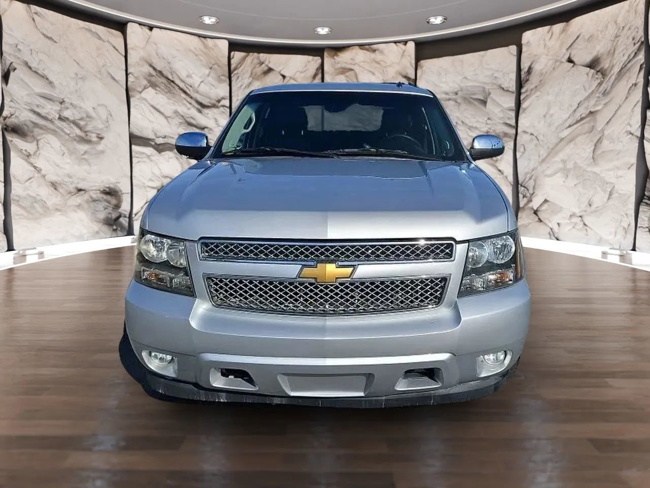 Used 2013 Chevrolet Avalanche LT w/ All-Star Edition image 2