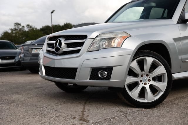 Used 2010 Mercedes-Benz GLK 350 2WD w/ Multimedia Pkg image 29